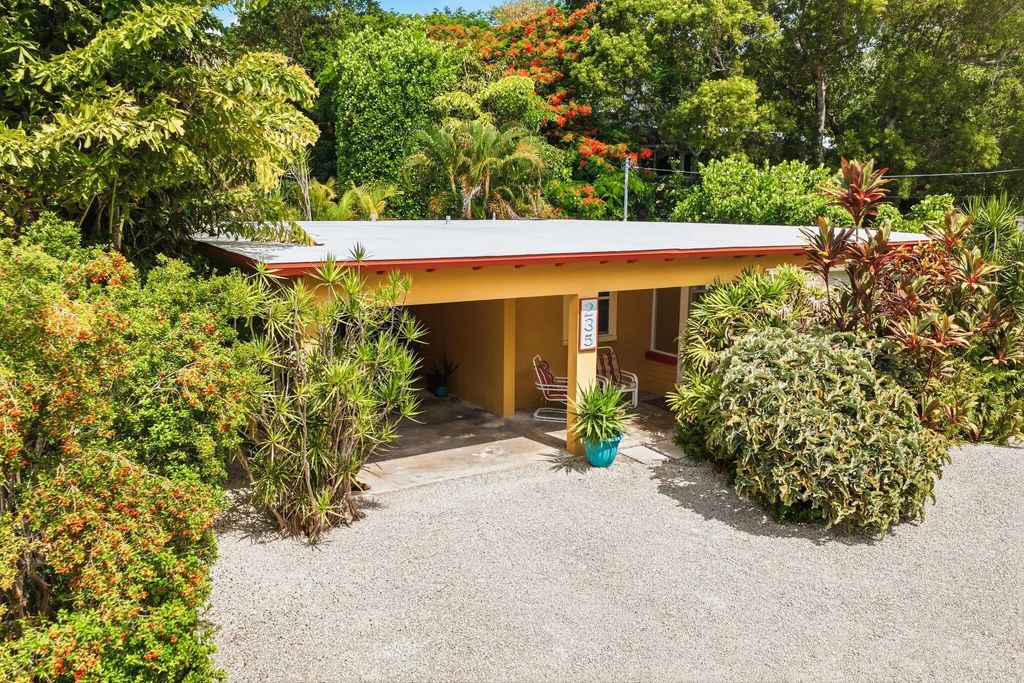 235 Tarpon Street, Key Largo