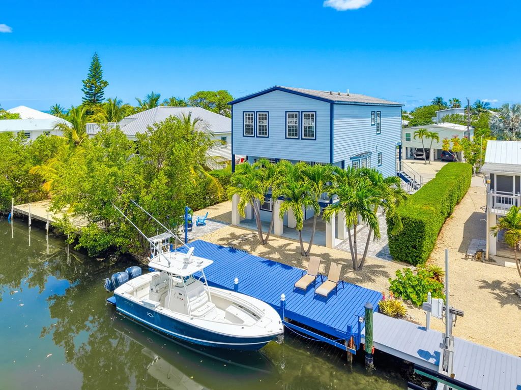 27395 Barbuda Lane, Ramrod Key