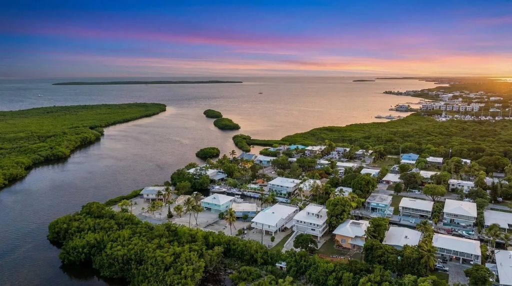 1210 Cactus Street, Key Largo