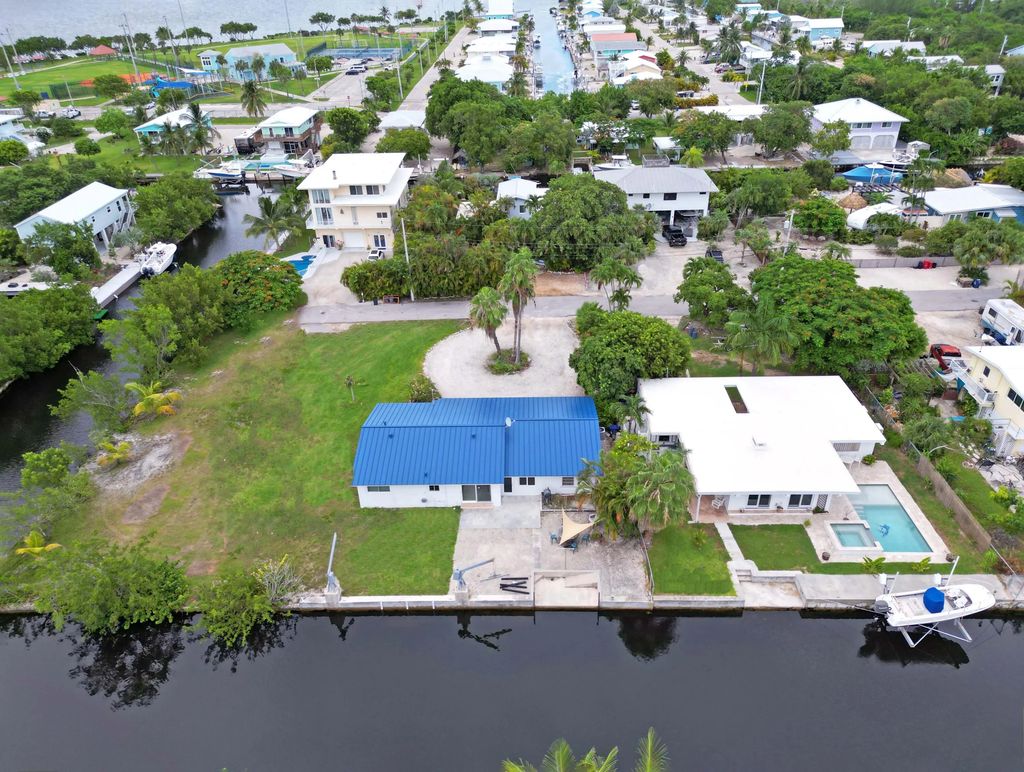 550 Pine Lane, Big Pine Key
