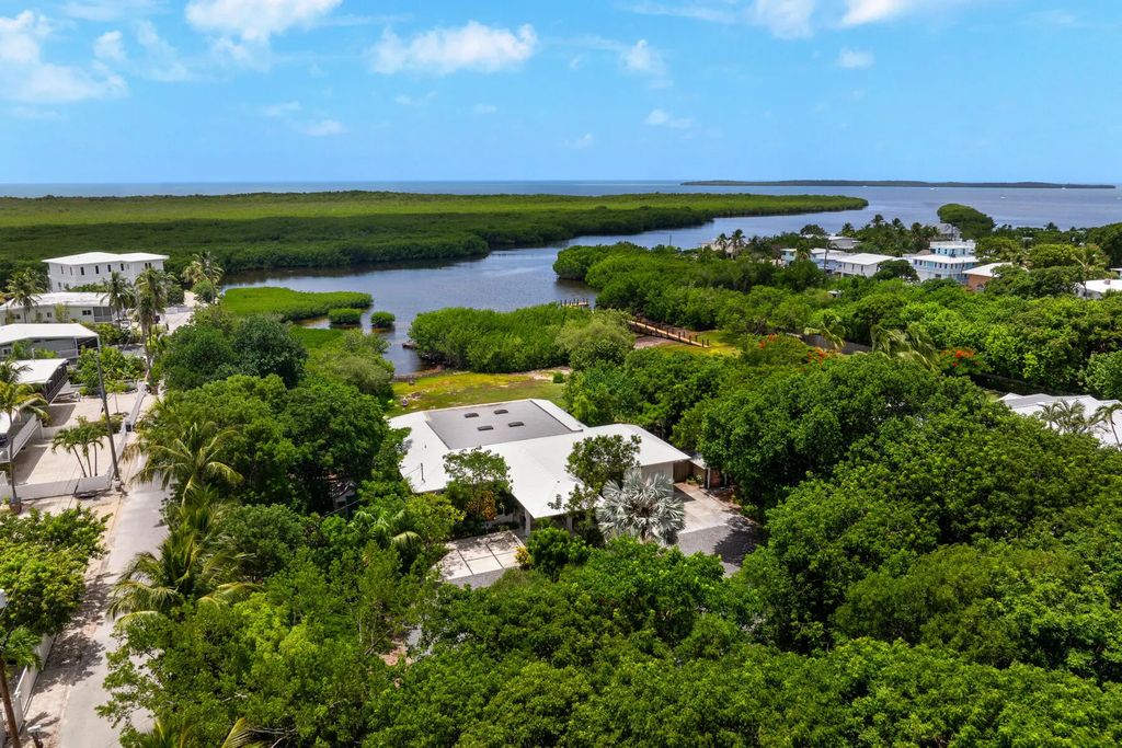 120 S Coco Plum Road S, Key Largo
