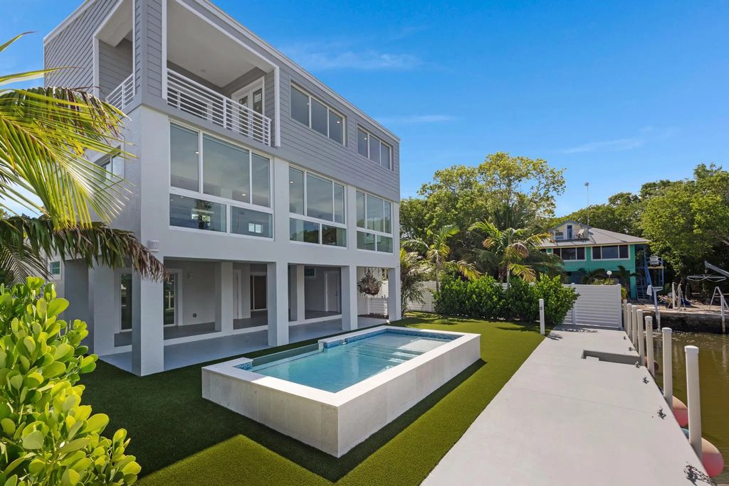 8 Poisonwood Road, Key Largo