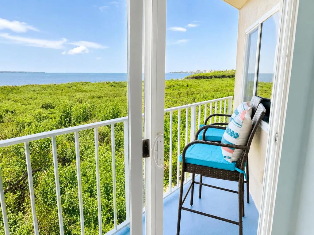 500 Burton Drive 4208, Key Largo