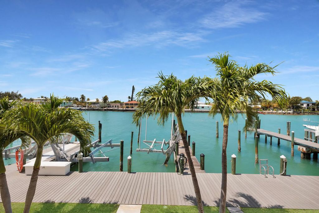 95 Coco Plum Drive 2d, Marathon