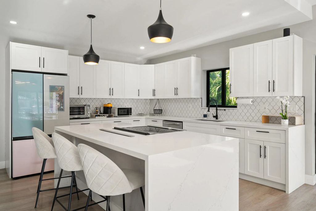 13 Coral Way, Key Largo