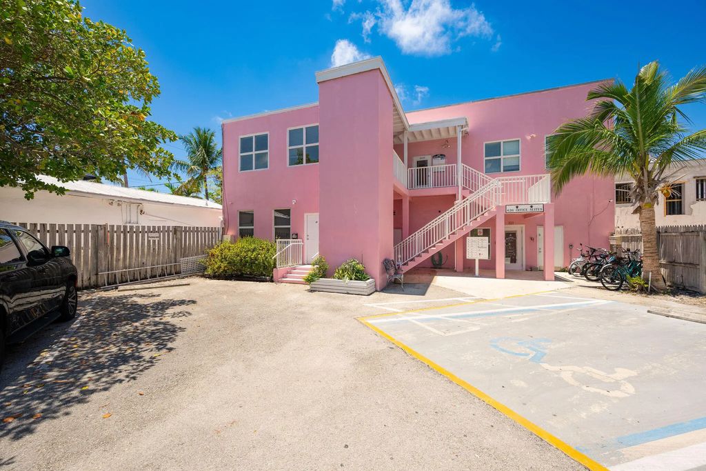 626 Josephine Parker Way 102, Key West