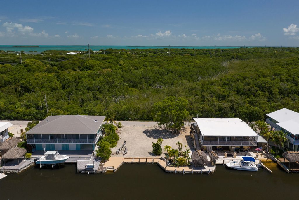 140 Dove Avenue, Key Largo