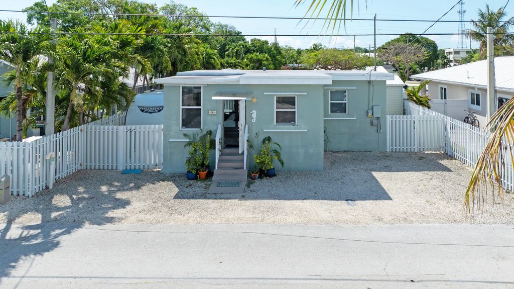30 Orange Drive, Key Largo
