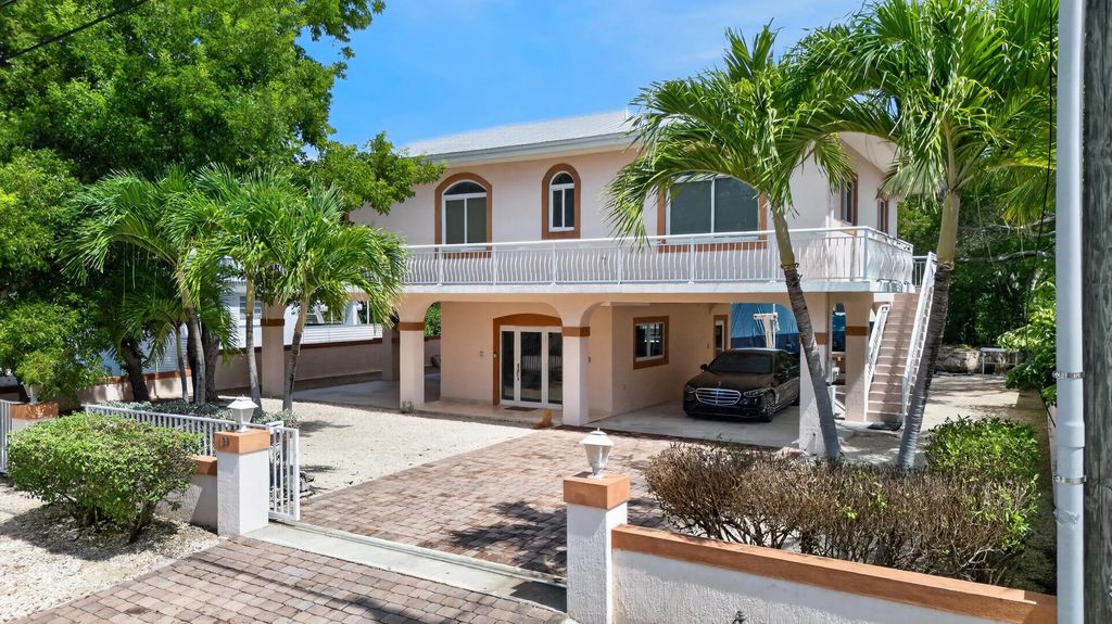123 Peace Avenue, Key Largo