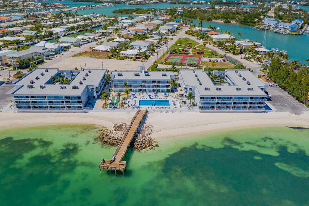 201 E Ocean Drive Unit 208, Key Colony