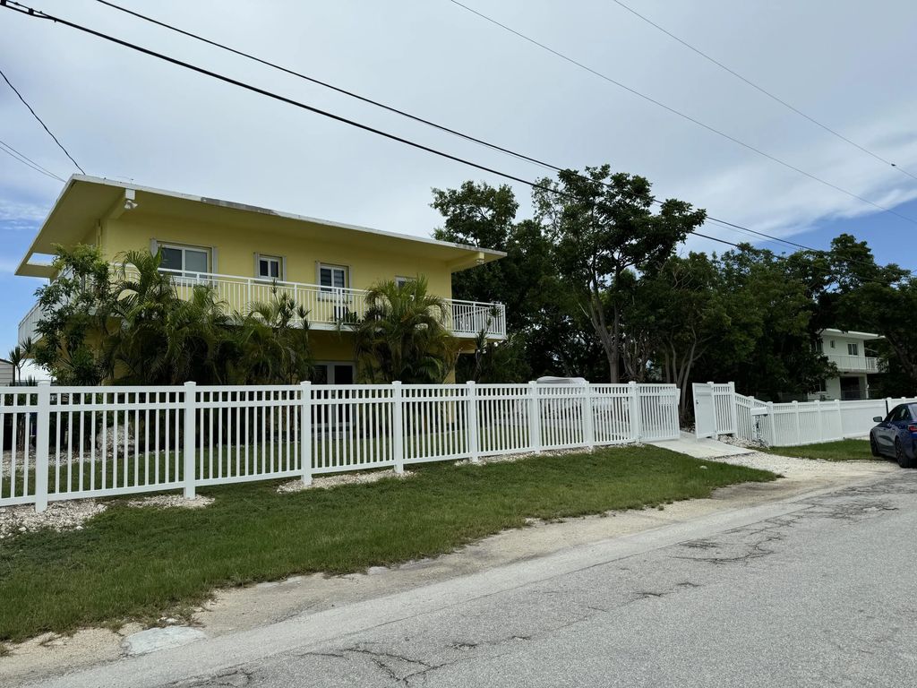 176 Lorelane  Place Place, Key Largo