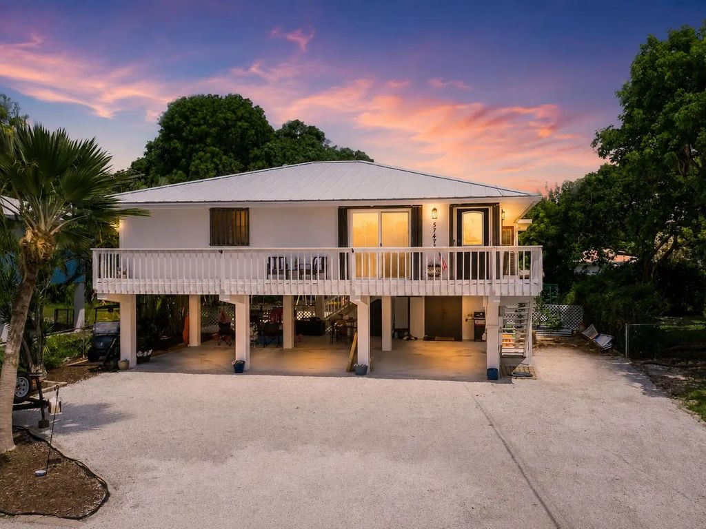57473 Goodley Street, Marathon