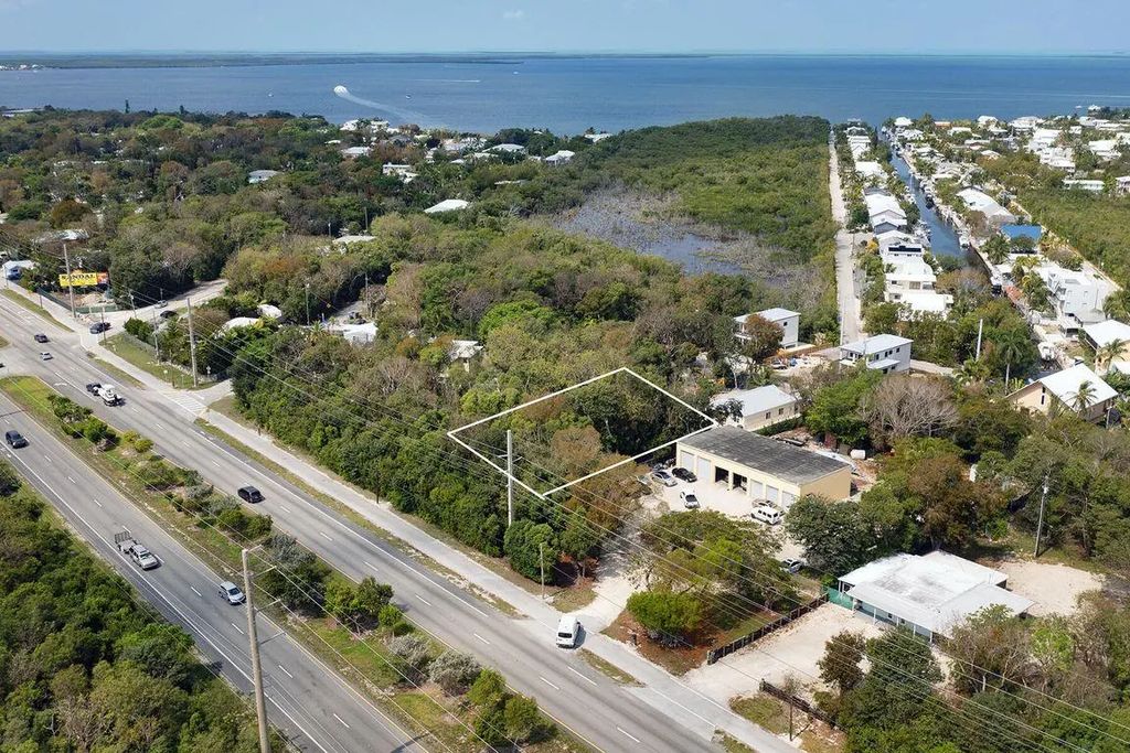 105184 Overseas Highway, Key Largo