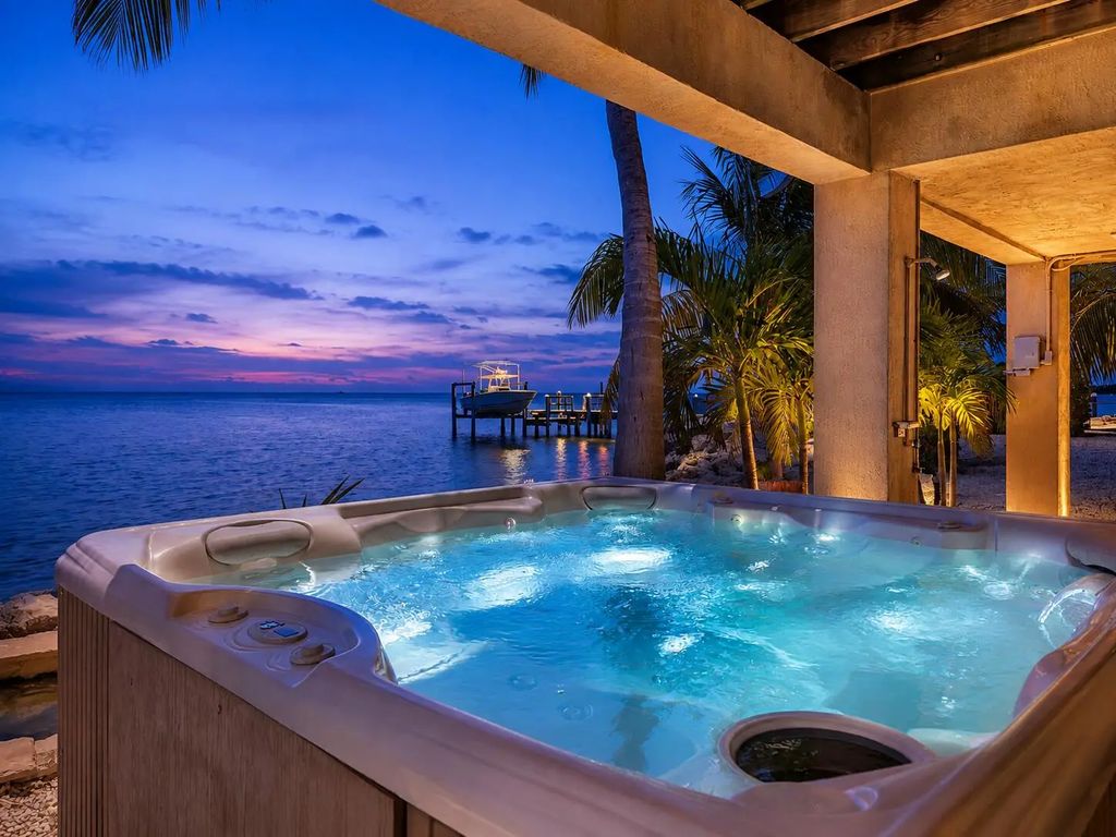 62900 Overseas Highway 29, Conch Key