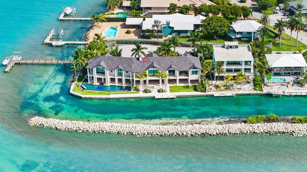 201 W Seaview Drive, Duck Key