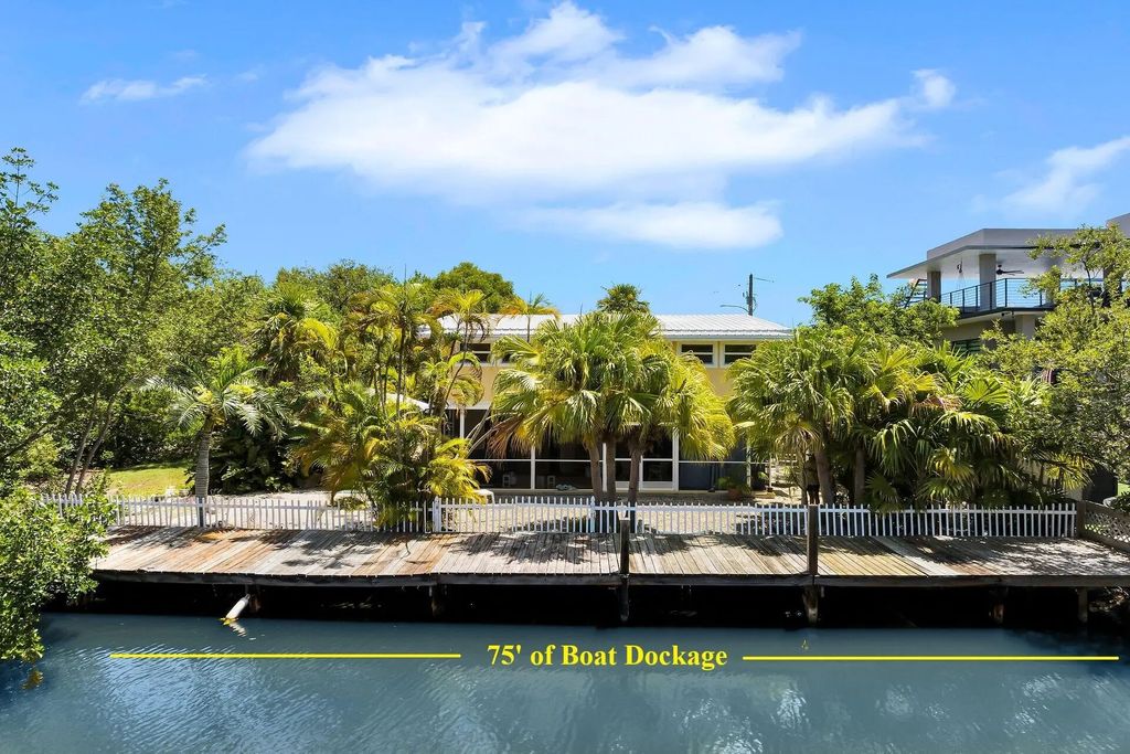 895 Ellen Drive, Key Largo