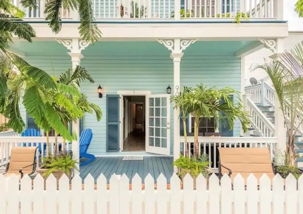 906 Truman Avenue Apt 1, Key West