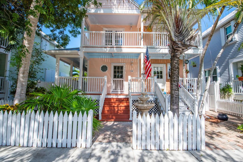 135 Golf Club Drive, Key West