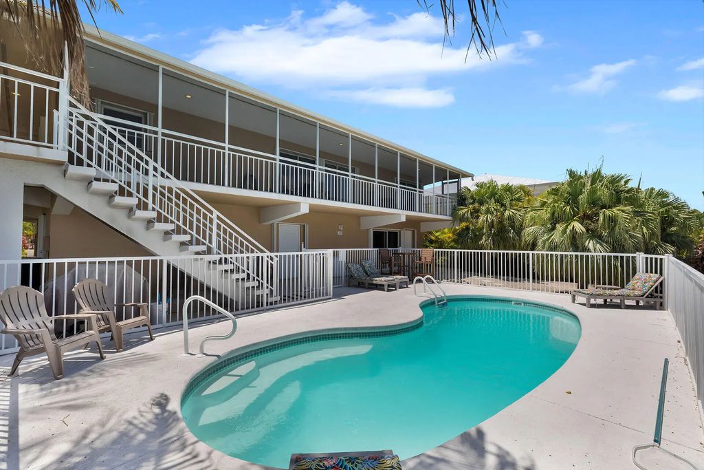 280 14th Street, Key Colony