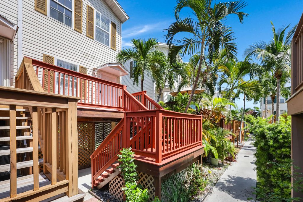 3075 Flagler Avenue Unit 12, Key West