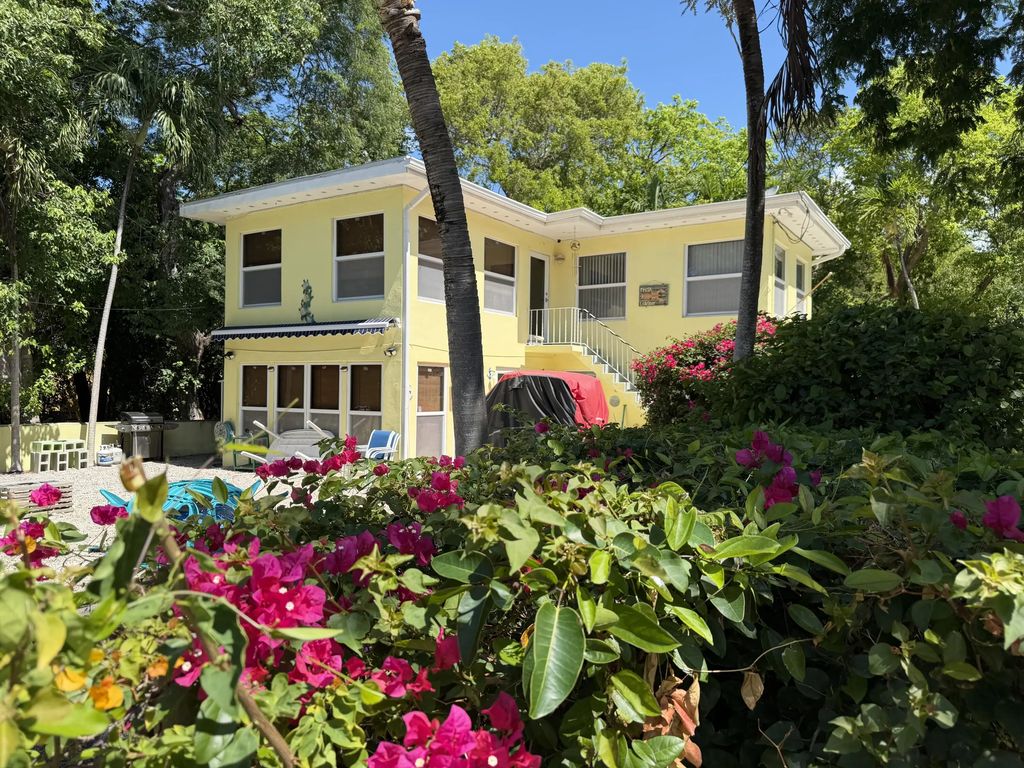 140 S Bay Harbor Drive, Key Largo