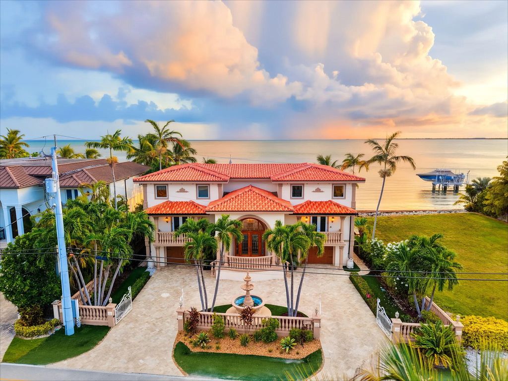1285 Coury Drive, Key Colony