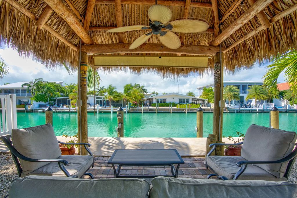 441 10th Street, Key Colony