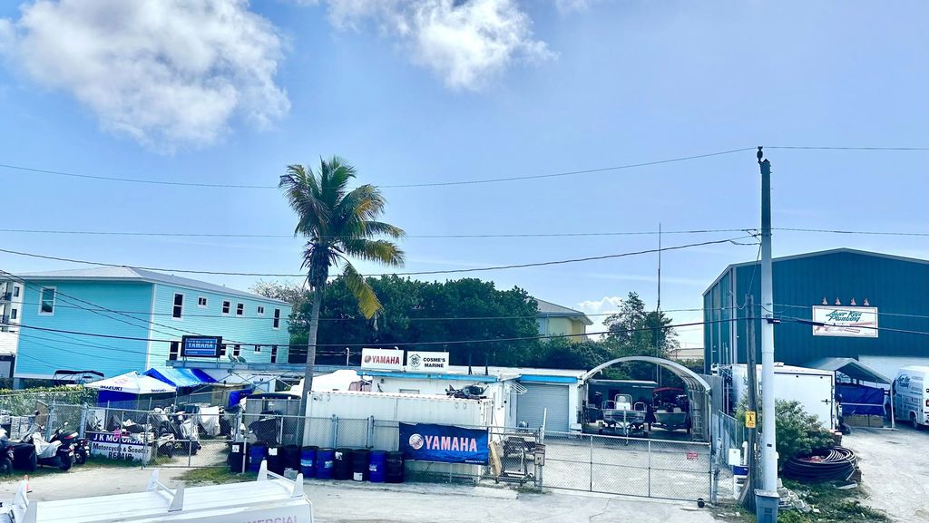 5670 Laurel Avenue, Stock Island