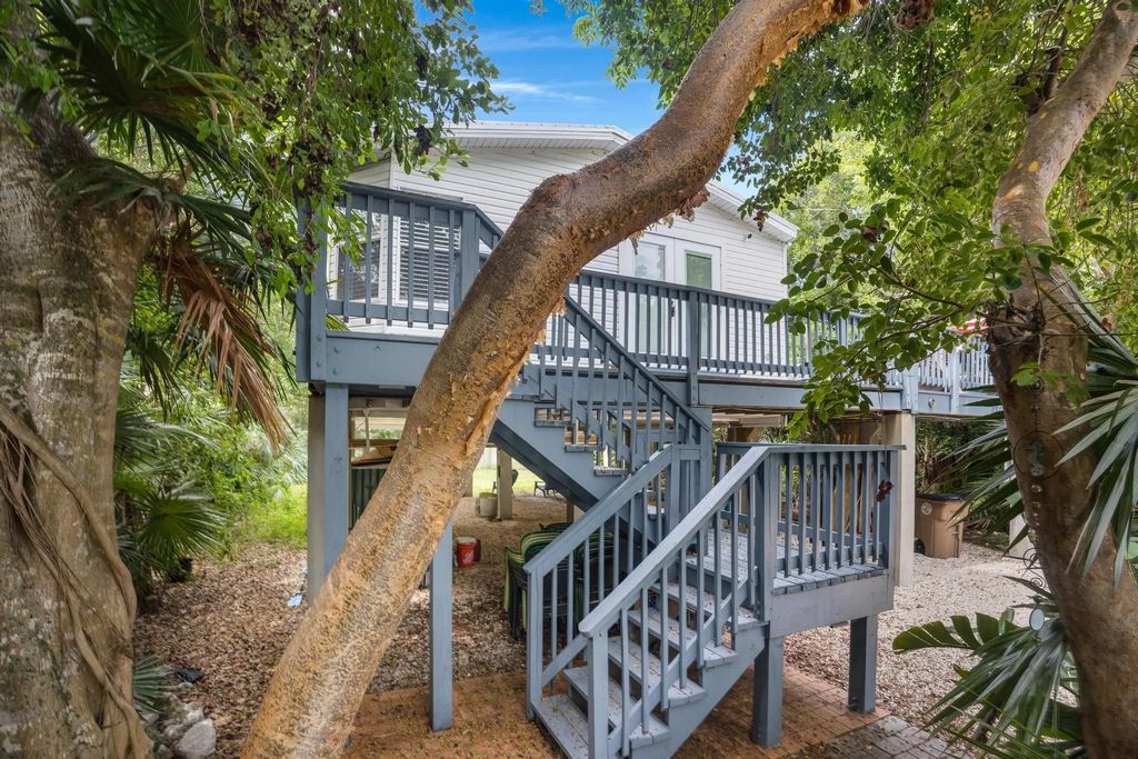 336 Orange Avenue, Marathon