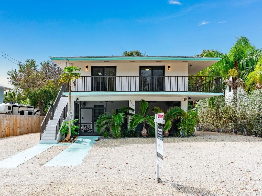 125 Dove Lake Drive, Key Largo