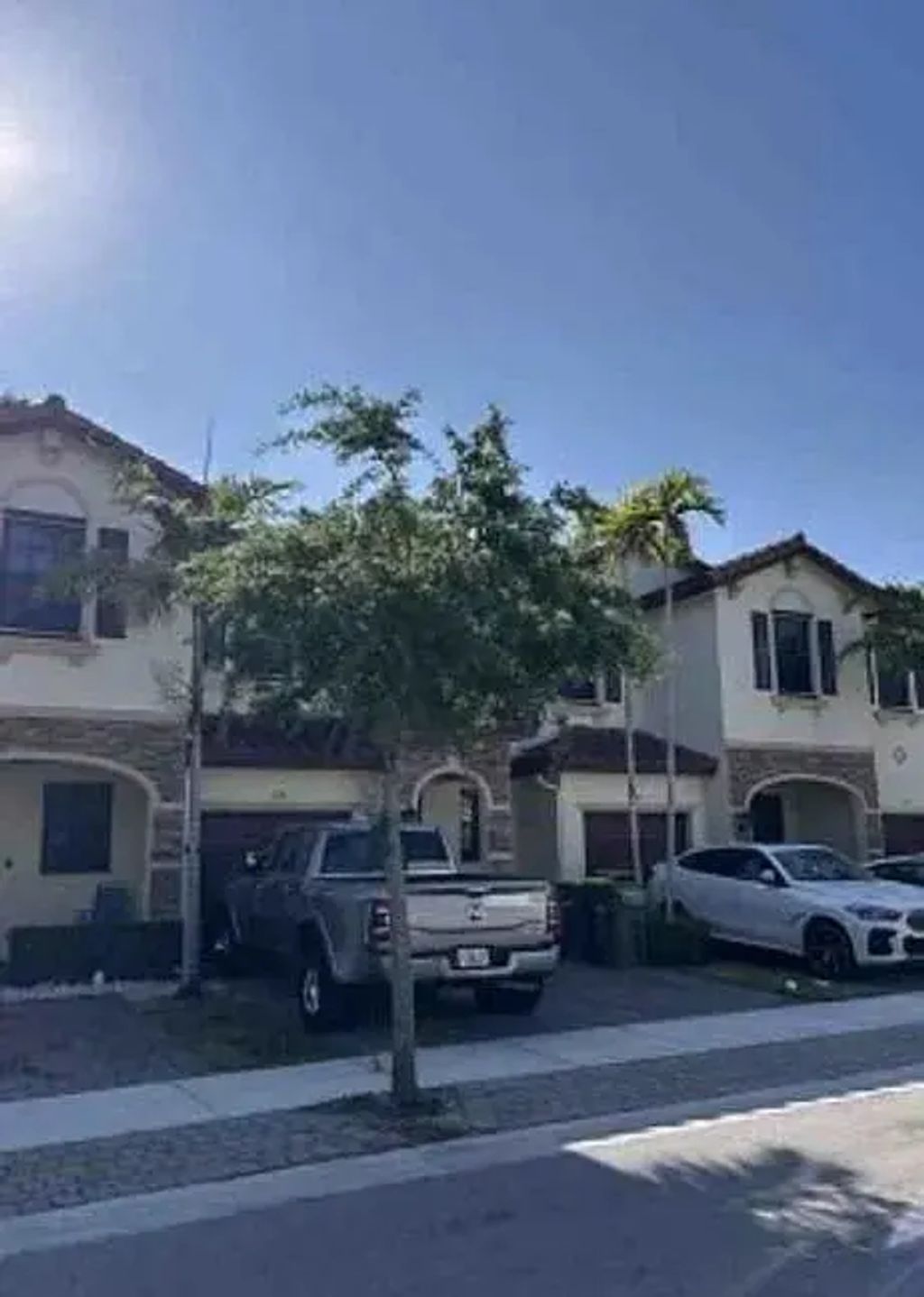 146 Se 33rd Terrace, Other