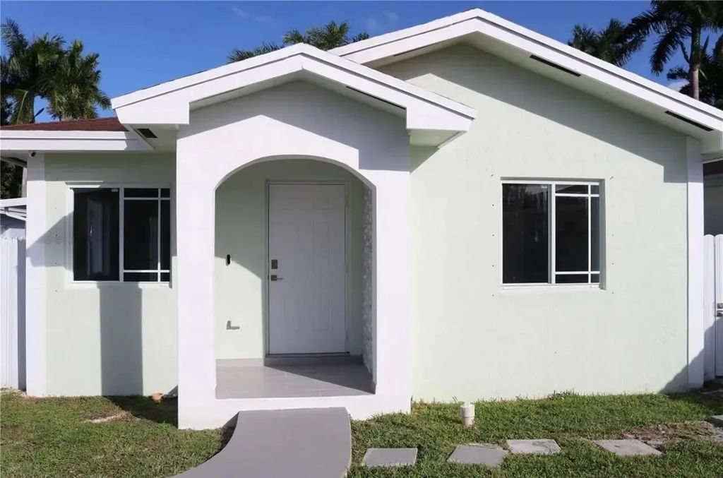 872 Sw 7th Terrace, Other