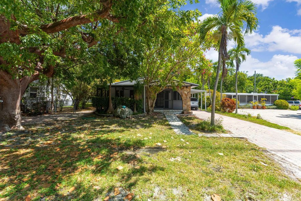 803 Brown Street, Key Largo