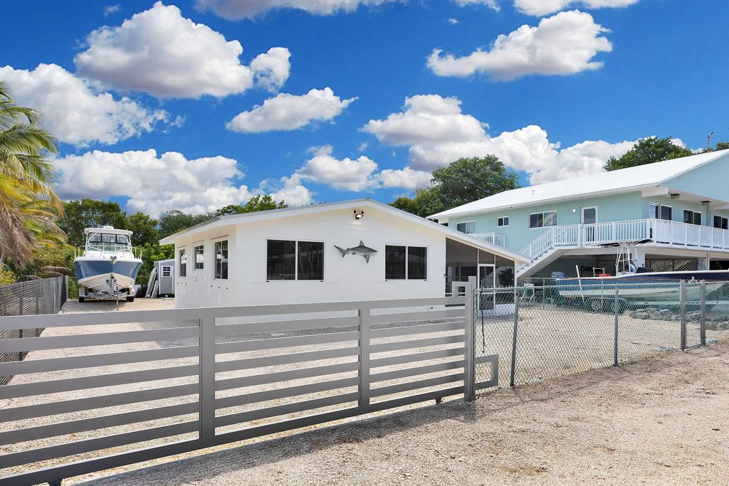 20 Palm Drive, Key Largo