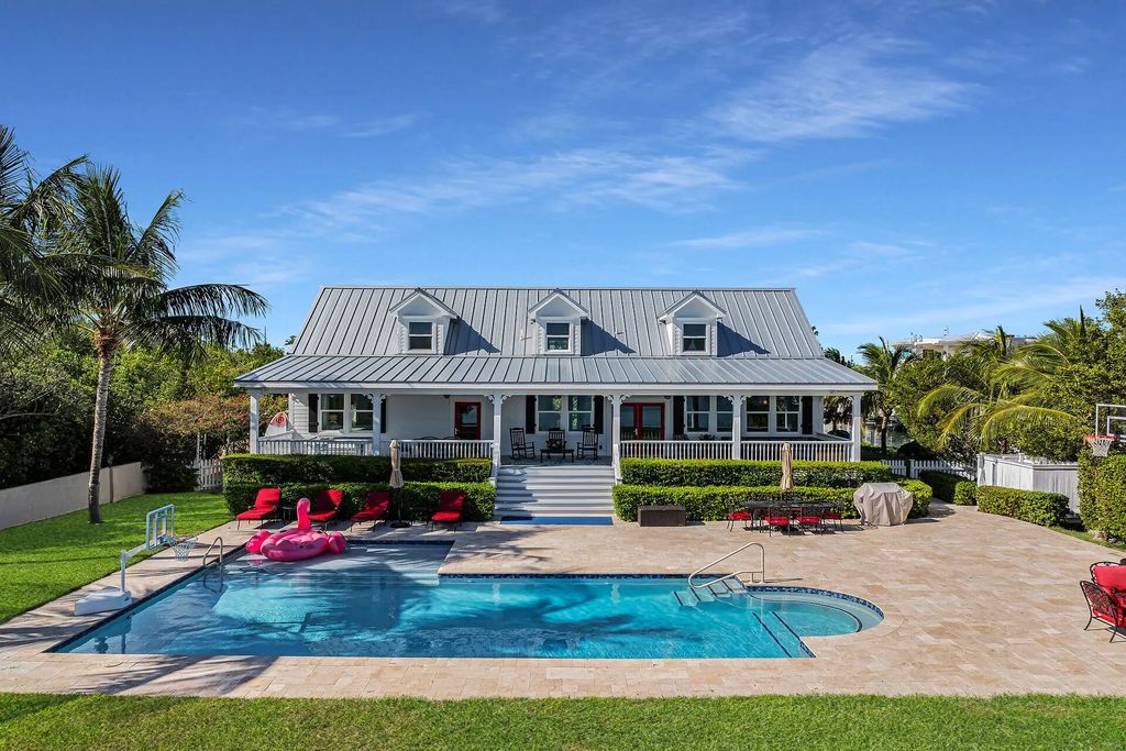 851 104th Street, Marathon