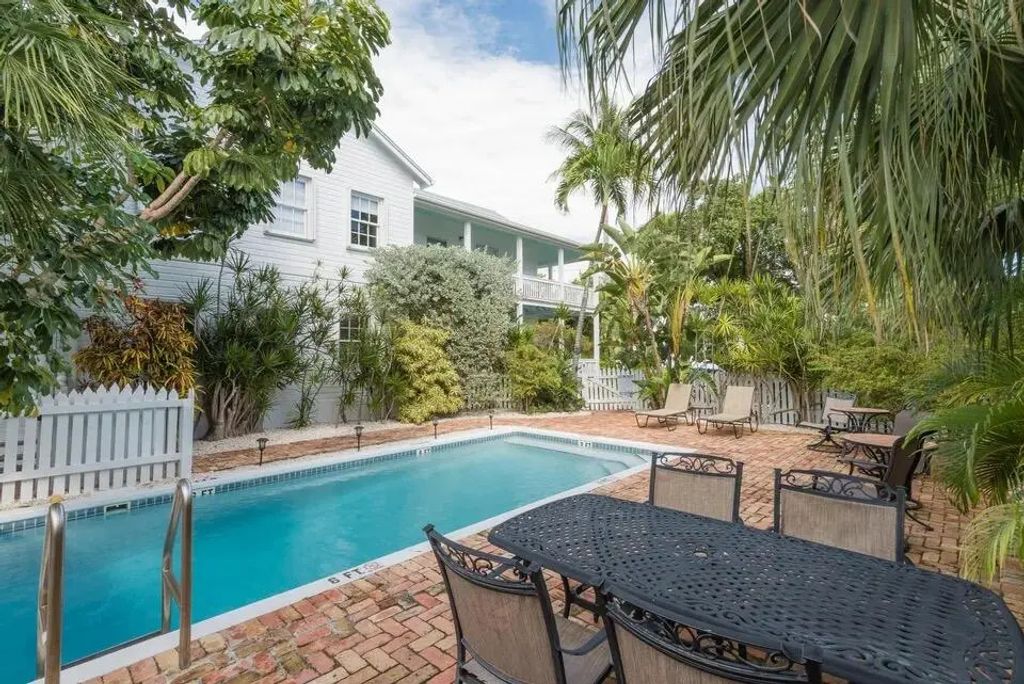 806 Florida Street Apt 5, Key West