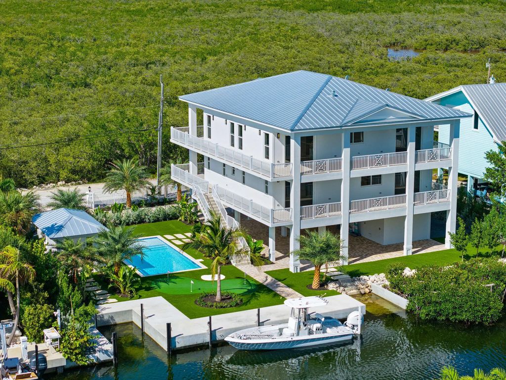 195 Ojibway Avenue, Plantation Key