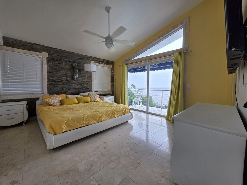 58030 Overseas Highway, Marathon
