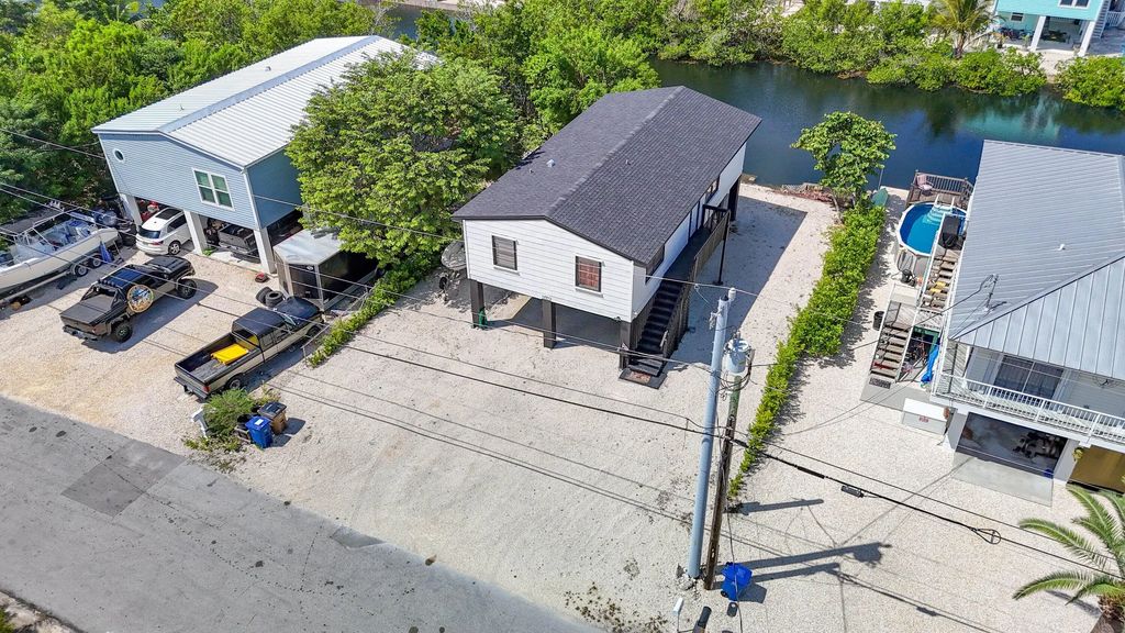 74 Pelican Lane, Big Pine Key