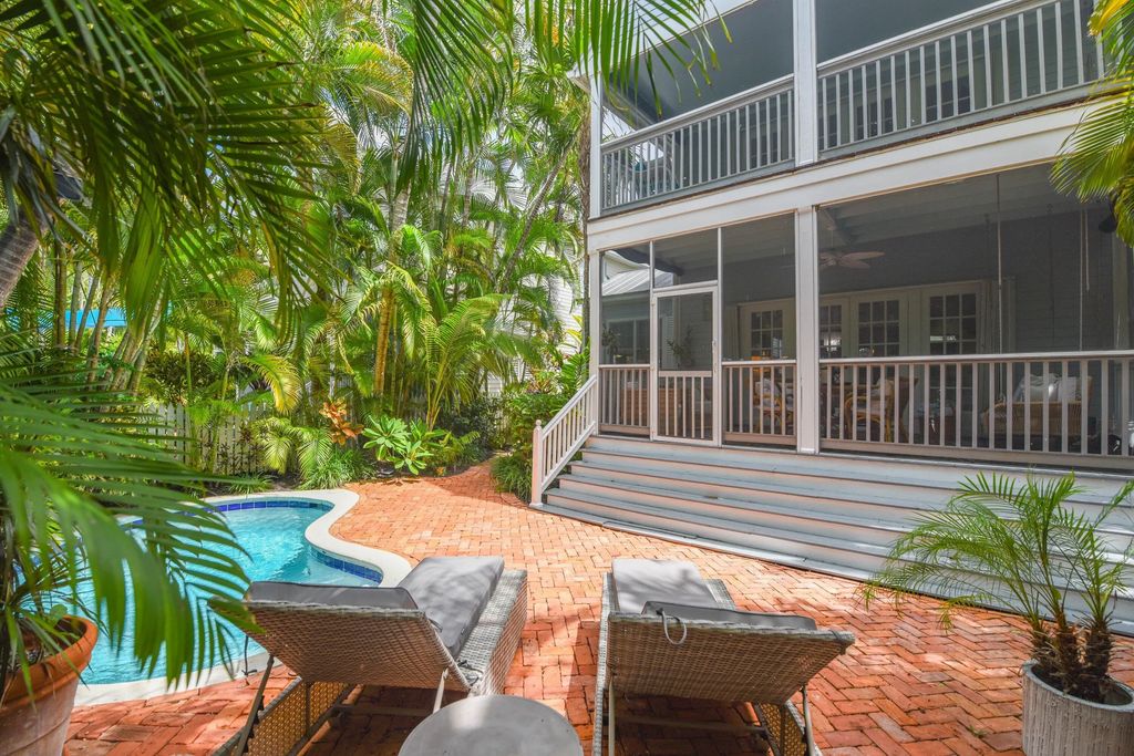 197 Golf Club Drive, Key West
