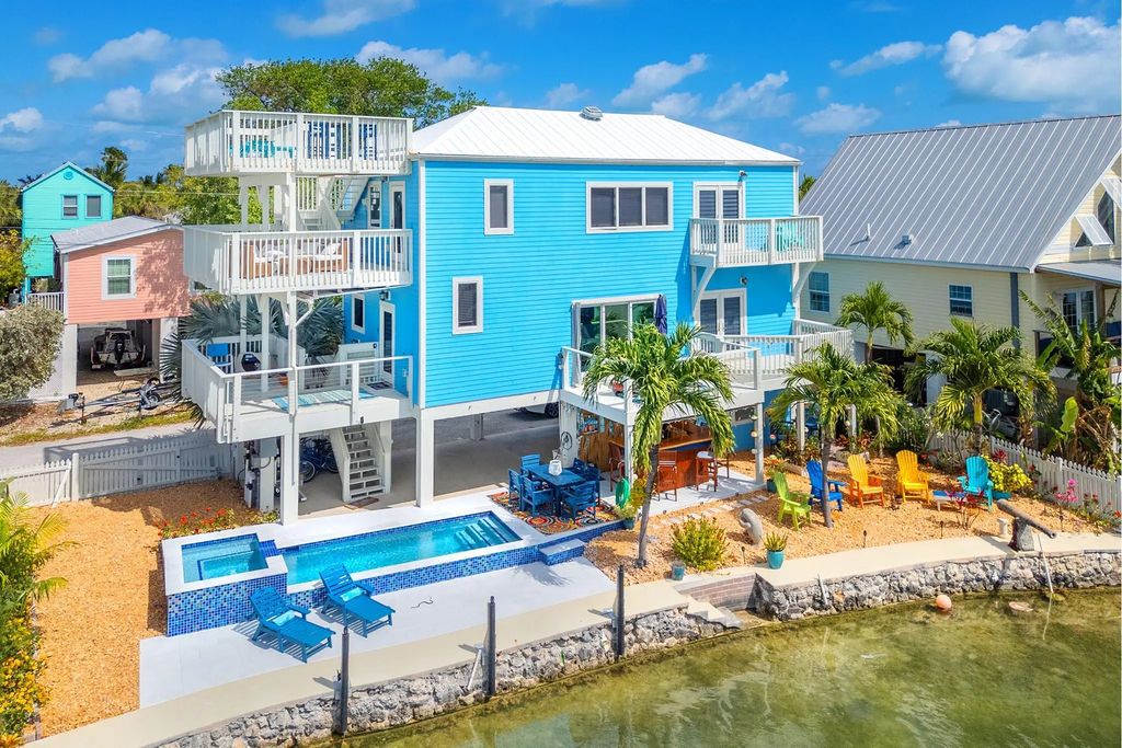 6 Shore Drive, Saddlebunch