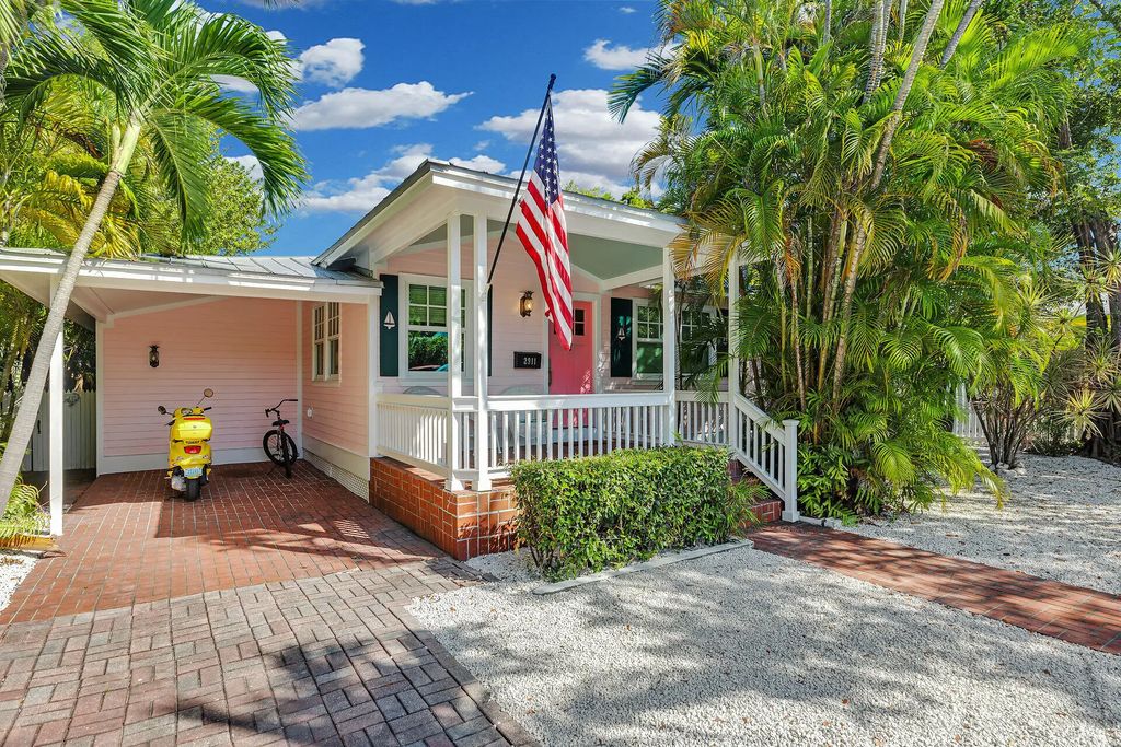 2911 Seidenberg Avenue, Key West
