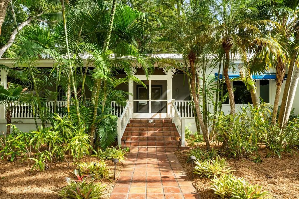 33 Pen Key Club Drive, Upper Matecumbe Key Islamorada