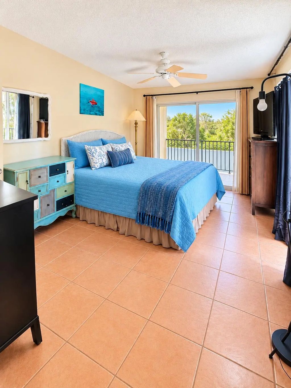 79901 Overseas Highway Apt 220, Upper Matecumbe Key Islamorada