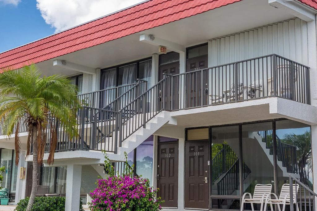 301 Sombrero Boulevard 202, Marathon