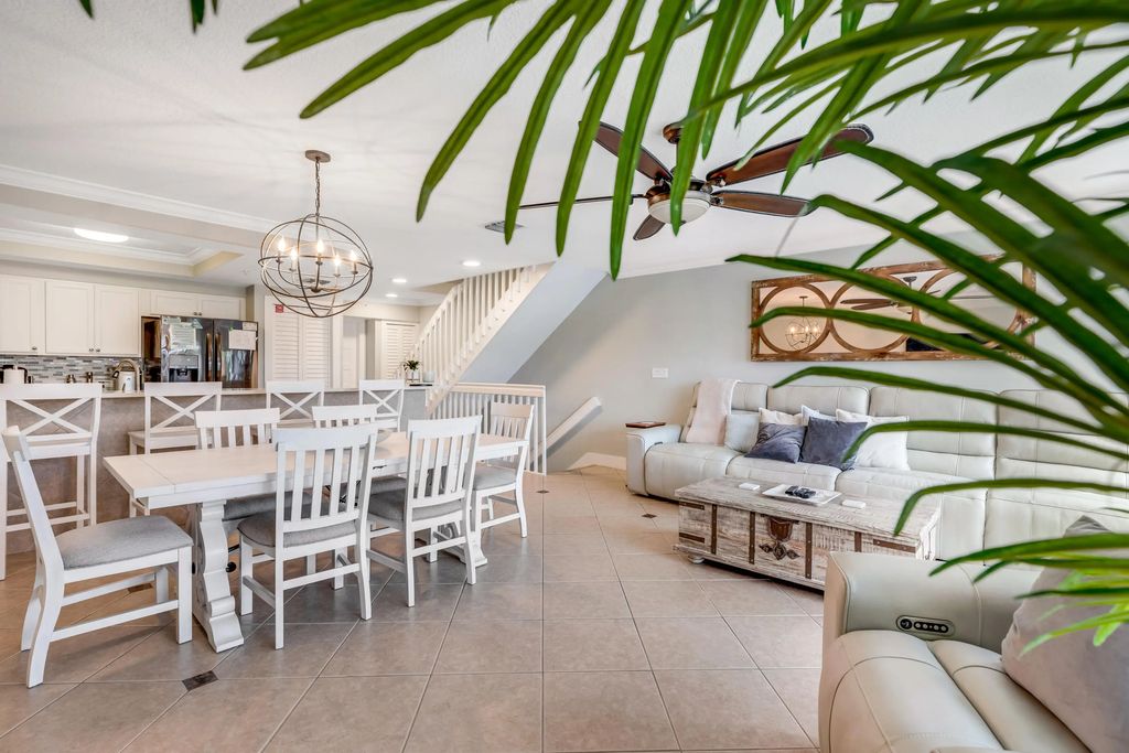95 Coco Plum Drive 5d, Marathon