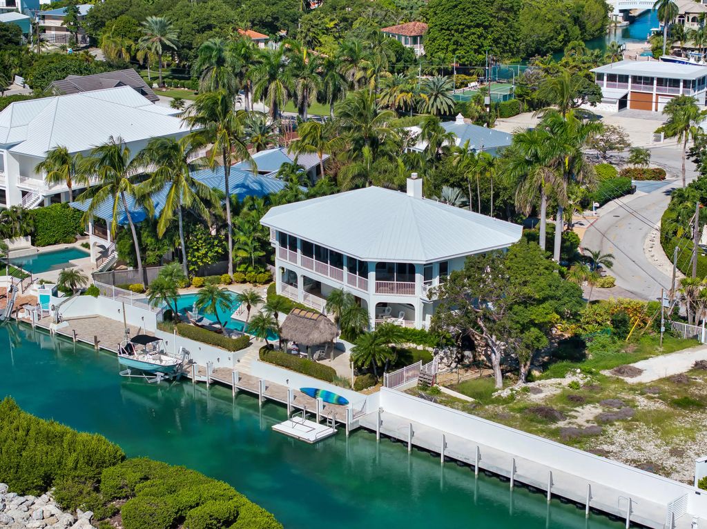 258 W Seaview Circle, Duck Key