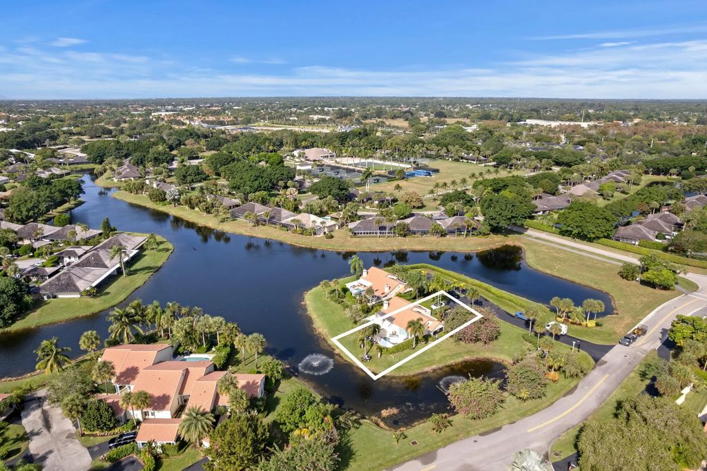 2211 Las Casitas Drive, Other