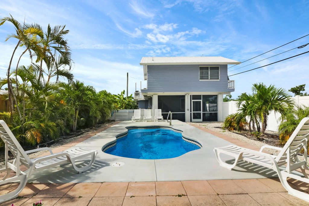 53 Barry Avenue, Little Torch Key