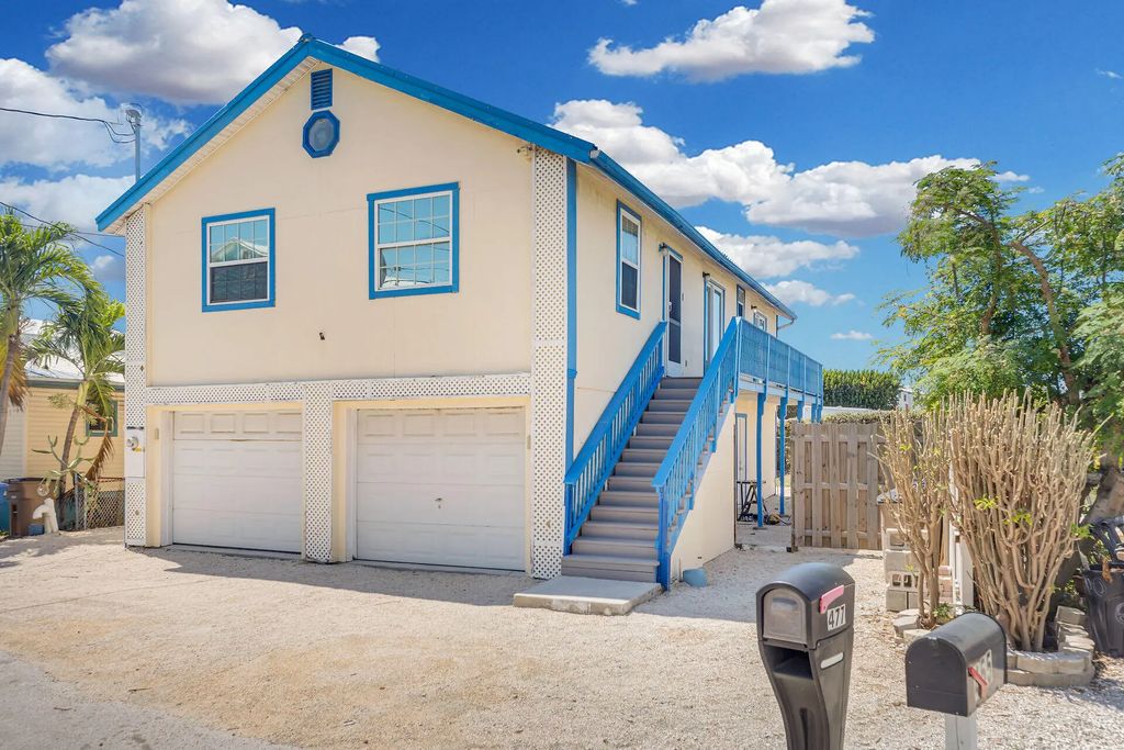477 W 105th Street Ocean, Marathon